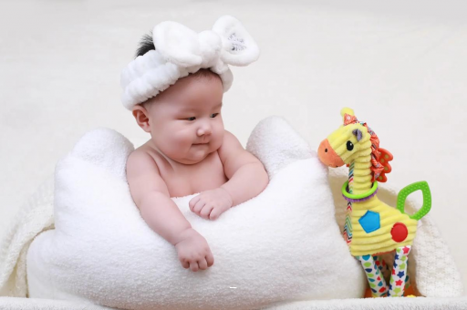 贵阳宝宝几个月翻身